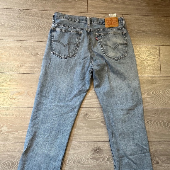 Levi's 516 Light Wash Slim Straight Distressed Jeans - Picture 4 of 9